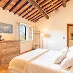 Elegant With Pool Garden & Refined Comfort Vila