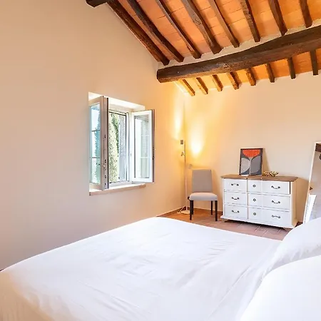 Elegant With Pool Garden & Refined Comfort * לוצ'יניאנו