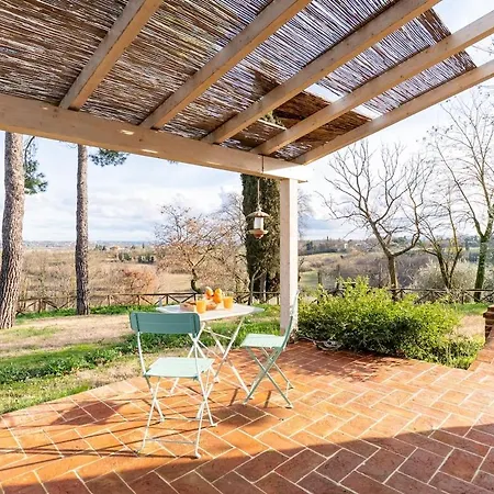 Elegant With Pool Garden & Refined Comfort