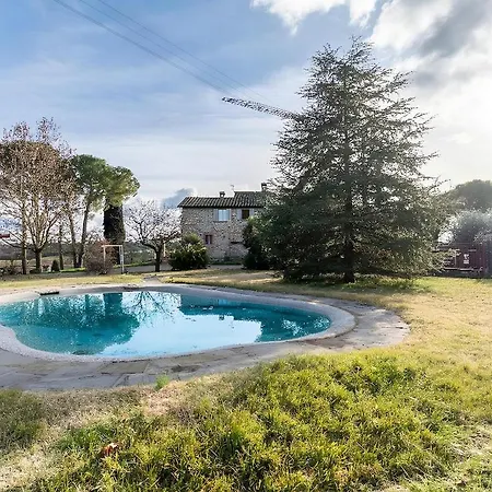 וילה Elegant With Pool Garden & Refined Comfort