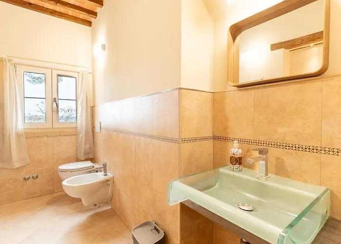 Elegant With Pool Garden & Refined Comfort * לוצ'יניאנו